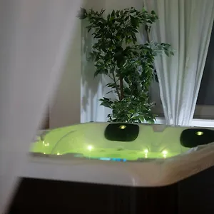 Spa Palawan Prive Avec Jacuzzi Et Sauna Luik